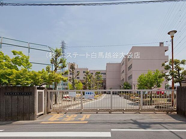 越谷市立宮本小学校（600m）