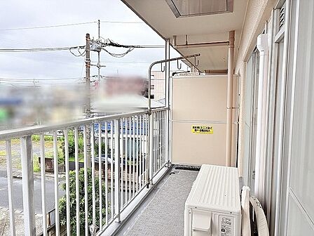 開放感のある空間が広がり心地よい風と穏やかな時間を楽しめる心地よいスポット