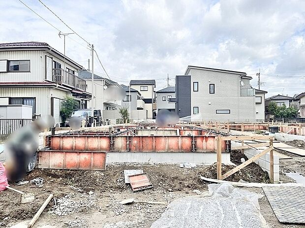 周辺環境と調和しながら新しい暮らしのかたちが少しずつ形作られていく穏やかな敷地