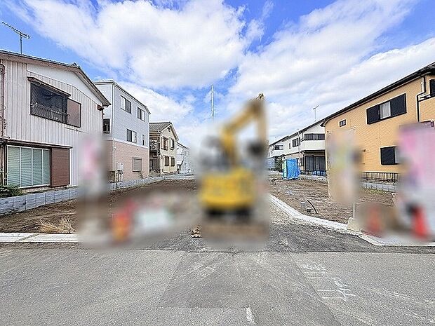 開放的な空が広がり、穏やかな時間が流れる整えられたロケーションです。