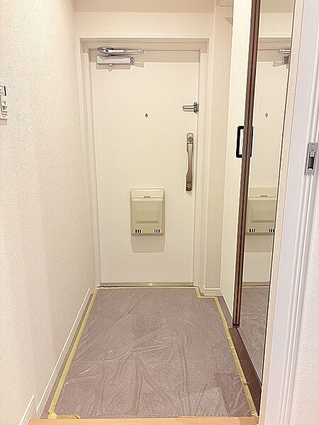 すっきりと整えられた空間が心地よい、穏やかな時間を過ごせる住まいです。
