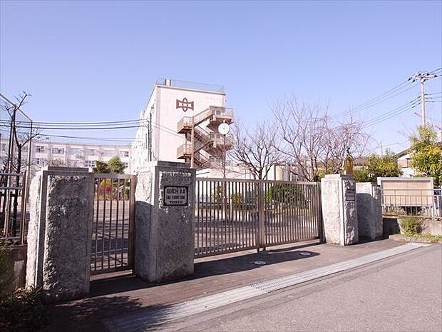 足立区立第十四中学校(1500m)