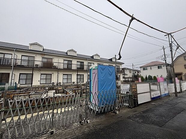 周囲の落ち着いた住環境に調和する、これからの新しい暮らしの舞台となる場所。