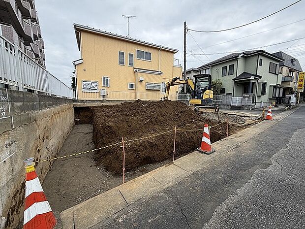 周辺環境の落ち着いた雰囲気が漂う敷地は新しい物語の始まりを感じさせます