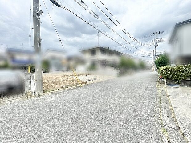 落ち着いた雰囲気が漂う、ゆとりある住環境が広がる穏やかな景観です。