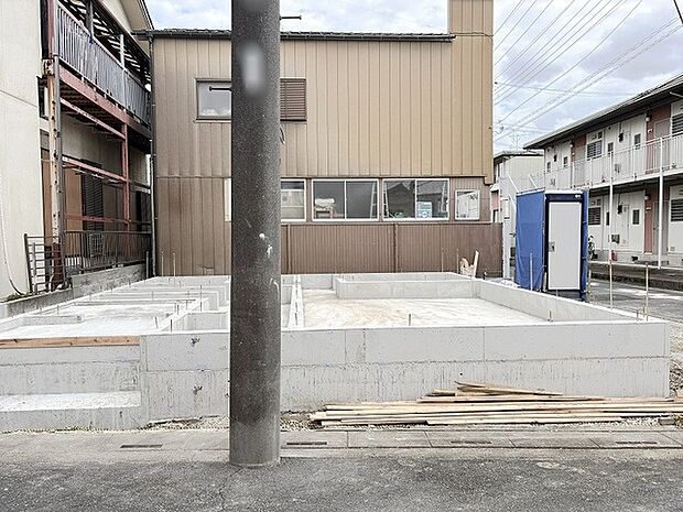 新しい暮らしの構想が膨らむ整えられた敷地から始まる丁寧な家づくり。