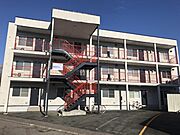 柏陽駅より徒歩17分 築32年2ヶ月 3階建の賃貸物件