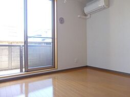 ゼルコバハイツ 2階1Kのリビング/ダイニング