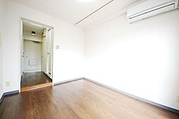 スカイコート千歳烏山 4階ワンルームのリビング/ダイニング