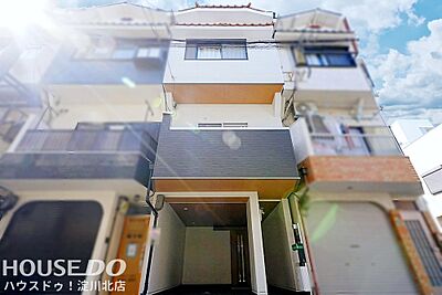 外観:■■本日内覧可能■■阪急各線「十三」駅徒歩11分・2025年1月フルリフォーム済(水廻り全て新調)リビングを見渡せる人気の対面式キッチン♪(食洗器付)・バスタイムも快適な浴室乾燥機完備!駐車場あり! 外観:■■本日内覧可能■■阪急各線「十三」駅徒歩11分・2025年1月フルリフォーム済(水廻り全て新調)リビングを見渡せる人気の対面式キッチン♪(食洗器付)・バスタイムも快適な浴室乾燥機完備!駐車場あり!