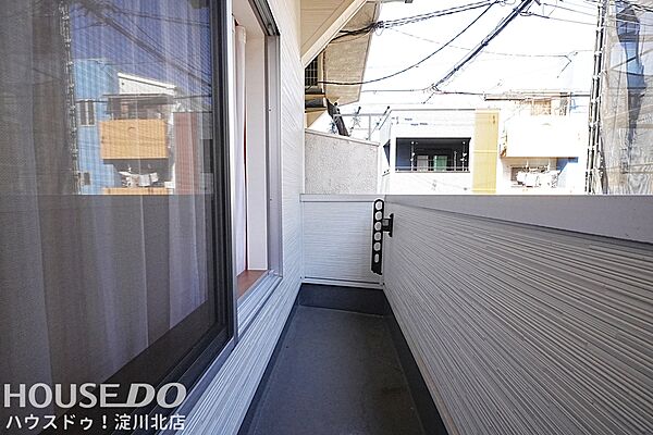 ■■本日内覧可能■■阪急各線「十三」駅徒歩11分・2025年1月フルリフォーム済（水廻り全て新調）リビングを見渡せる人気の対面式キッチン♪（食洗器付）・バスタイムも快適な浴室乾燥機完備！駐車場あり！