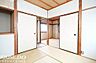 その他：■■本日内覧可能■■阪急宝塚線「服部天神」駅徒歩12分・「庄内」駅徒歩14分！2階建て・和室メインの落ち着きのあるお家です♪奥行きのある南向きバルコニー・居住用はもちろん、収益としてもおすすめです！