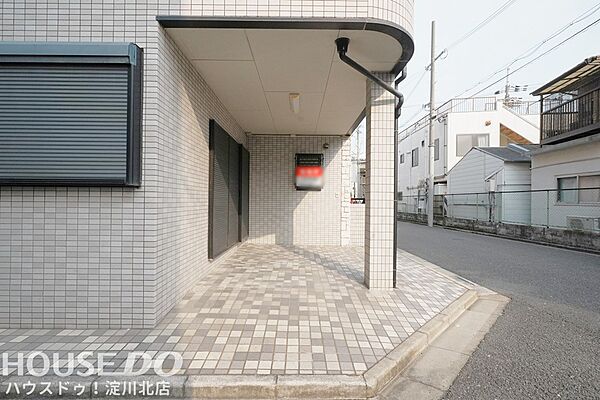 ■■本日内覧可能■■阪急神戸線「神崎川」駅徒歩4分・2003年築・鉄骨造3階建て・明るい角地物件■前道5ｍ！ルーフバルコニーから淀川花火大会鑑賞可能♪2026年3月リフォーム済・屋上防水工事完了！