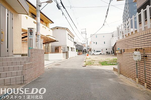 ■■本日内覧可能■■大阪メトロ御堂筋線「東三国」駅徒歩17分・シティバス「榎木橋」停まで徒歩約1分！平成18年3月築・2026年5月リフォーム完成！水廻りすべて新調・クロス・床・建具新調