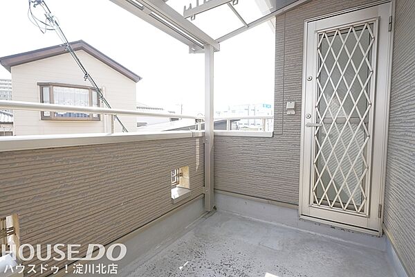 ■■本日内覧可能■■大阪メトロ御堂筋線「東三国」駅徒歩17分・シティバス「榎木橋」停まで徒歩約1分！平成18年3月築・2026年5月リフォーム完成！水廻りすべて新調・クロス・床・建具新調