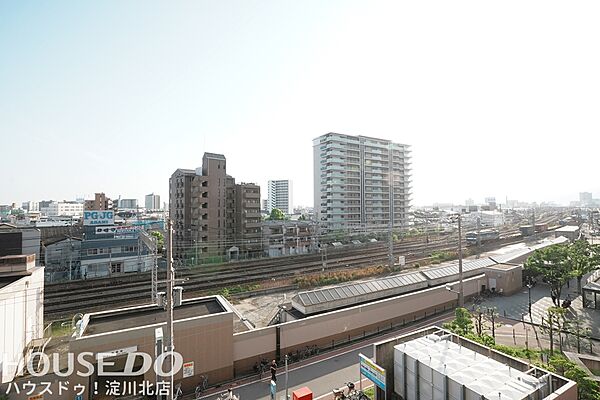 ■■本日内覧可能■■JR東西線「加島」駅徒歩1分！15階建て5階部分・南西向き◎2026年4月リフォーム完成済！キッチン横から水廻りに移動でき家事動線に優れた間取り・追炊き・浴室乾燥暖房機付き♪