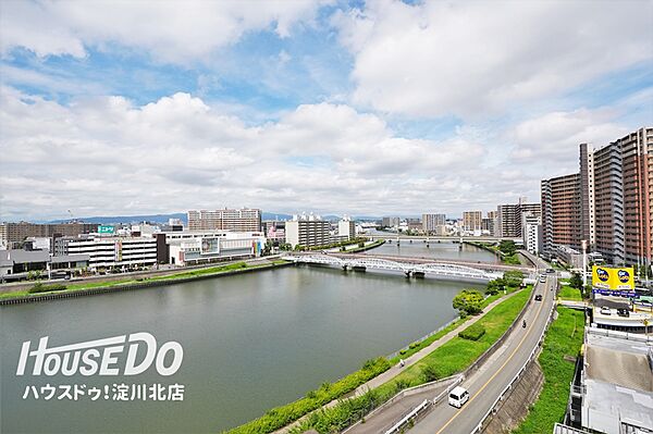 ■■内覧予約受付中■■阪急宝塚線「三国」駅徒歩5分！阪急神戸線も利用可能！ペット飼育可・15階建て7階部分・南向きバルコニー・専用駐車場1台分付！（無償）2026年9月リフォーム完成（全室クロス貼替）