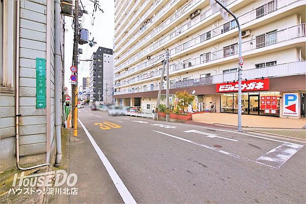 ■■本日内覧可能■■阪急各線「十三」駅徒歩5分！14階建て10階部分・西向き・1LDKの間取り◎2026年8月下旬リフォーム完成予定！嬉しいペット飼育可能物件です。お気軽にお問い合わせください♪