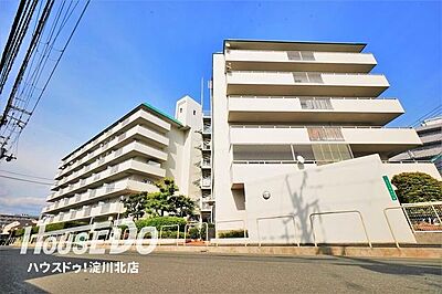 外観:■■本日内覧可能■■JR東海道本線「塚本」駅徒歩11分!2026年9月フルリフォーム済・1階部分・角住戸につき採光・風通しも良好◎リビング広々16.2帖!嬉しい室内設備もそろっています♪ 外観:■■本日内覧可能■■JR東海道本線「塚本」駅徒歩11分!2026年9月フルリフォーム済・1階部分・角住戸につき採光・風通しも良好◎リビング広々16.2帖!嬉しい室内設備もそろっています♪