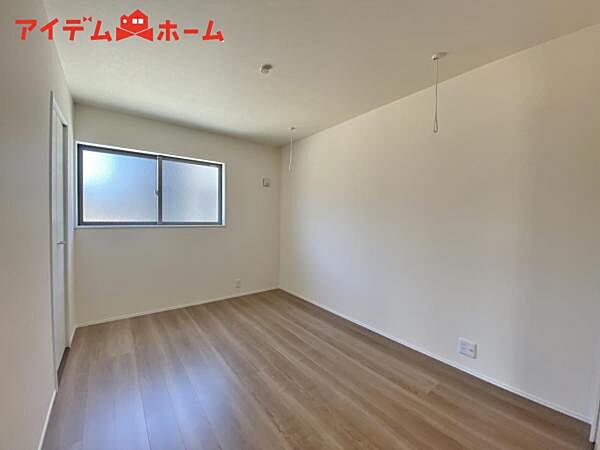 洋室を拡大表示