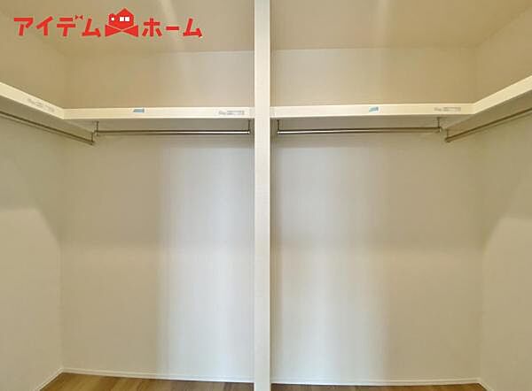 ウォークインクローゼットのある住まいで 収納上手な生活を実現！