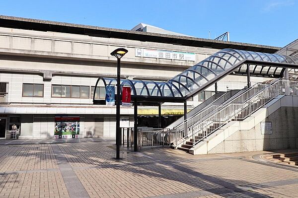 豊田市駅（3300m）
