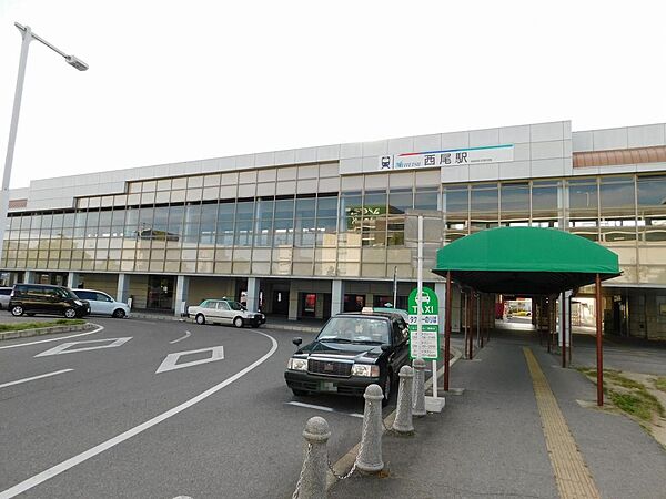 西尾駅（3840m）