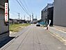 外観：前面道路写真