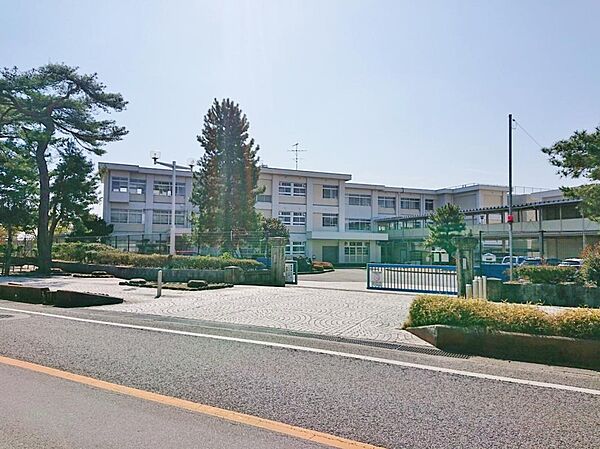 豊田市立青木小学校（700m）
