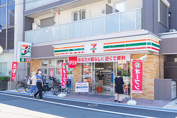 セブンイレブン　歩7分