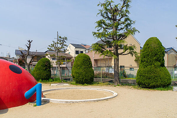 磯島茶屋町公園　歩1分