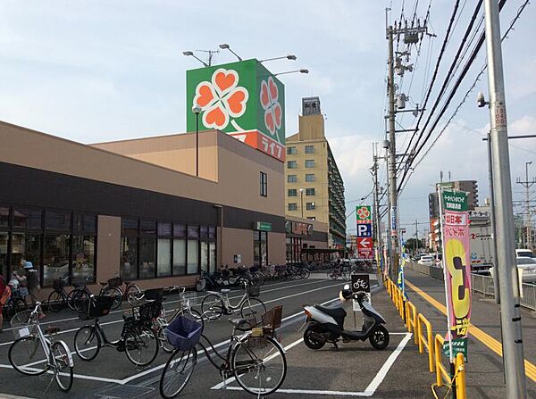 ライフ　歩11分