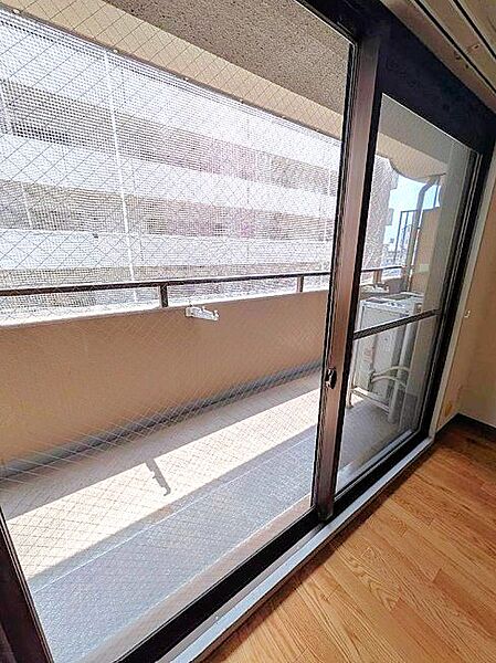 3部屋から出入り可能なバルコニー♪