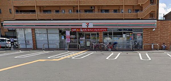 セブンイレブン姫路岡田店　400ｍ