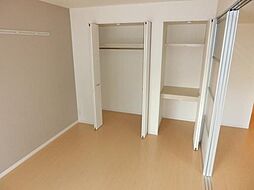 Ｒｉｖｉｅｒｅ 107 1階1SLDKのリビング/ダイニング