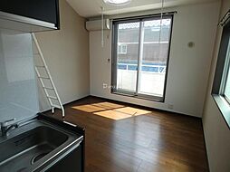 エクラ　ECLAT 2階ワンルームのリビング/ダイニング