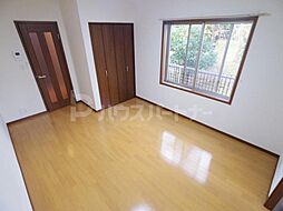 フィールドサイド 2階1Kのリビング/ダイニング