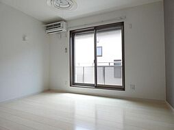 アレンデール 2階1Kのリビング/ダイニング