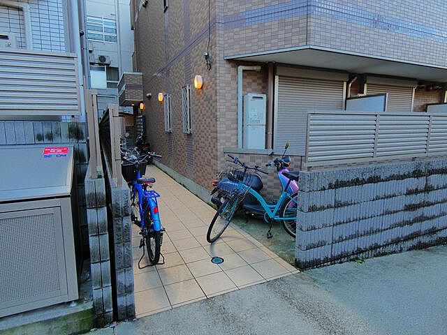 その他