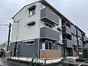  新築 3階建の賃貸物件