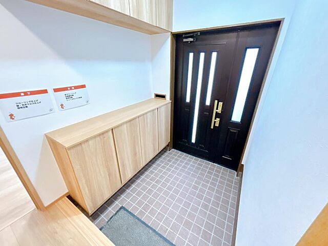 玄関 射水市若杉276-4