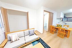 射水市若杉　戸建て 2LDKのリビング/ダイニング