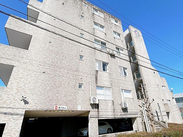 apartment 富山県高岡市立野487-1