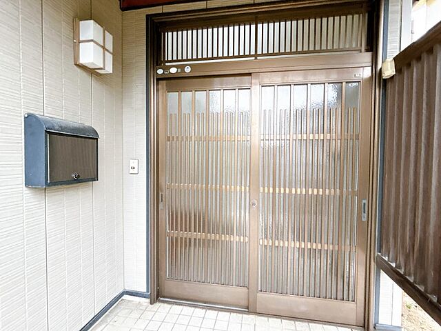 玄関 砺波市秋元200-6