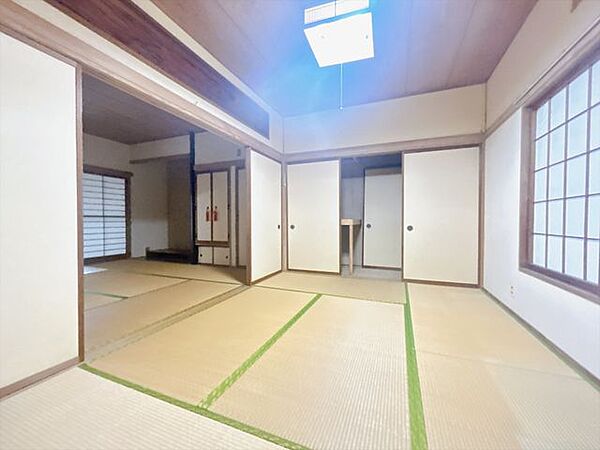 【現況販売】1階6帖和室になります。