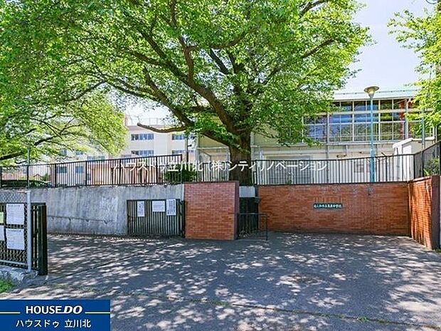 東大和市立第五中学校 1040m