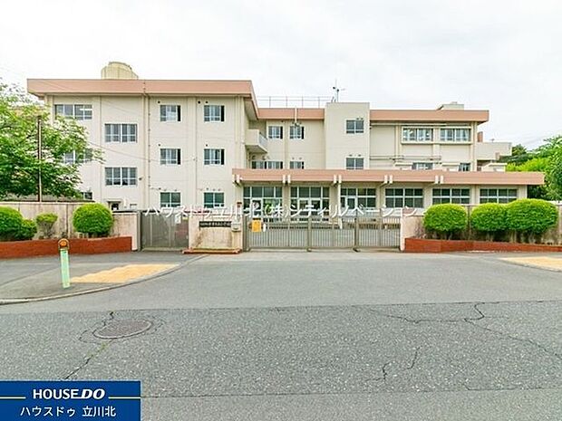 八王子市立宇津木台小学校 960m