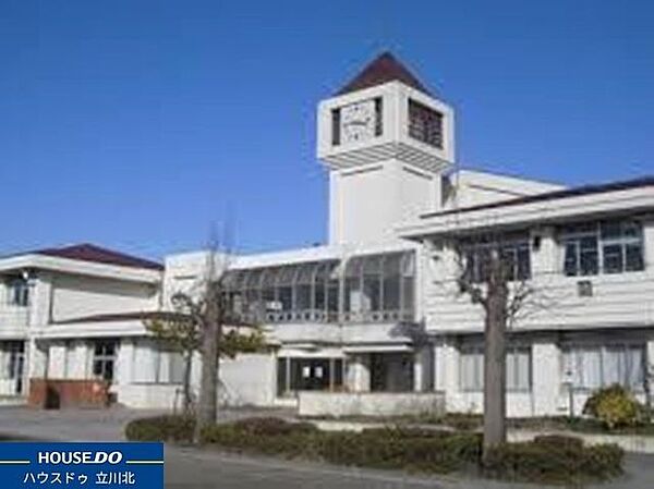 多摩市立大松台小学校 800m