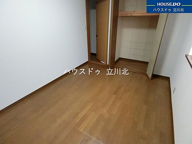 寝室 昭島市中神町1375-10