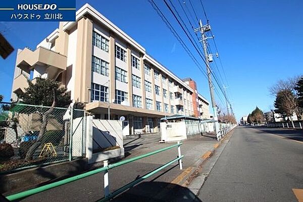 八王子市立高倉小学校 700m